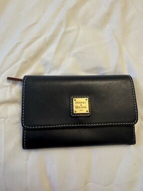 Dooney & Bourke Navy Leather Wallet with Gold Plaque and White Stitching